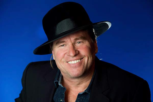 Val Kilmer ya no está físicamente entre nosotros