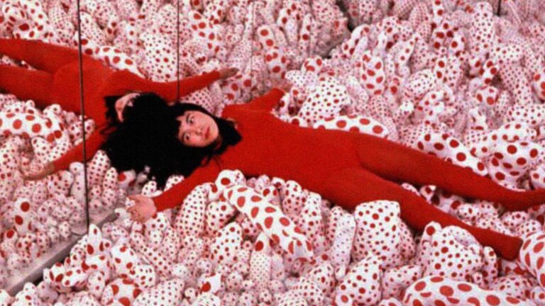 Yayoi Kusama ahora es un punto más en el cielo de los artistas 